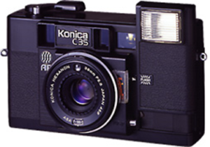 世界初オートフォーカスカメラ「コニカC35AF」の開発ストーリー